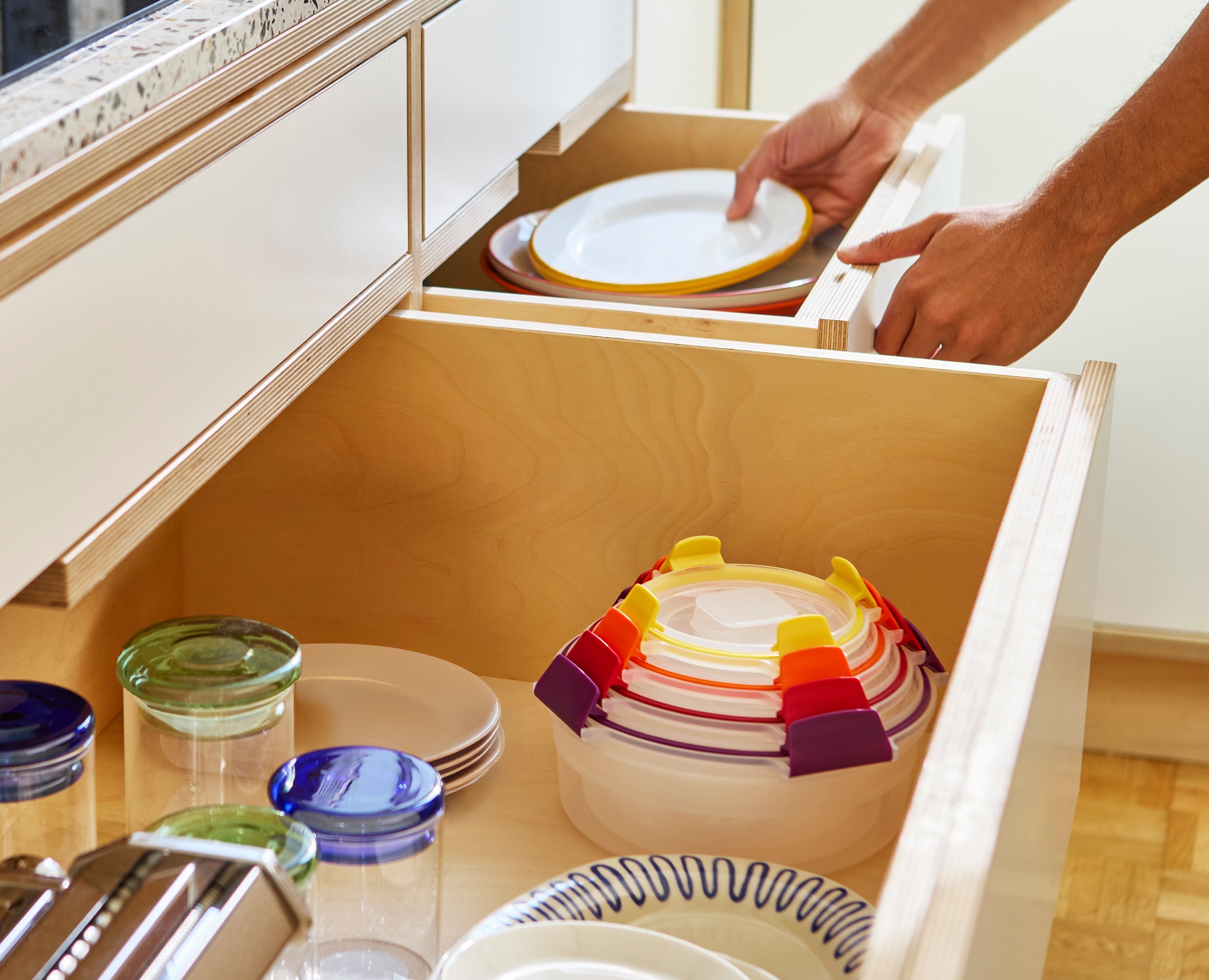 Nest™ Lock 4-Piece Multicolour Round Food Container Set