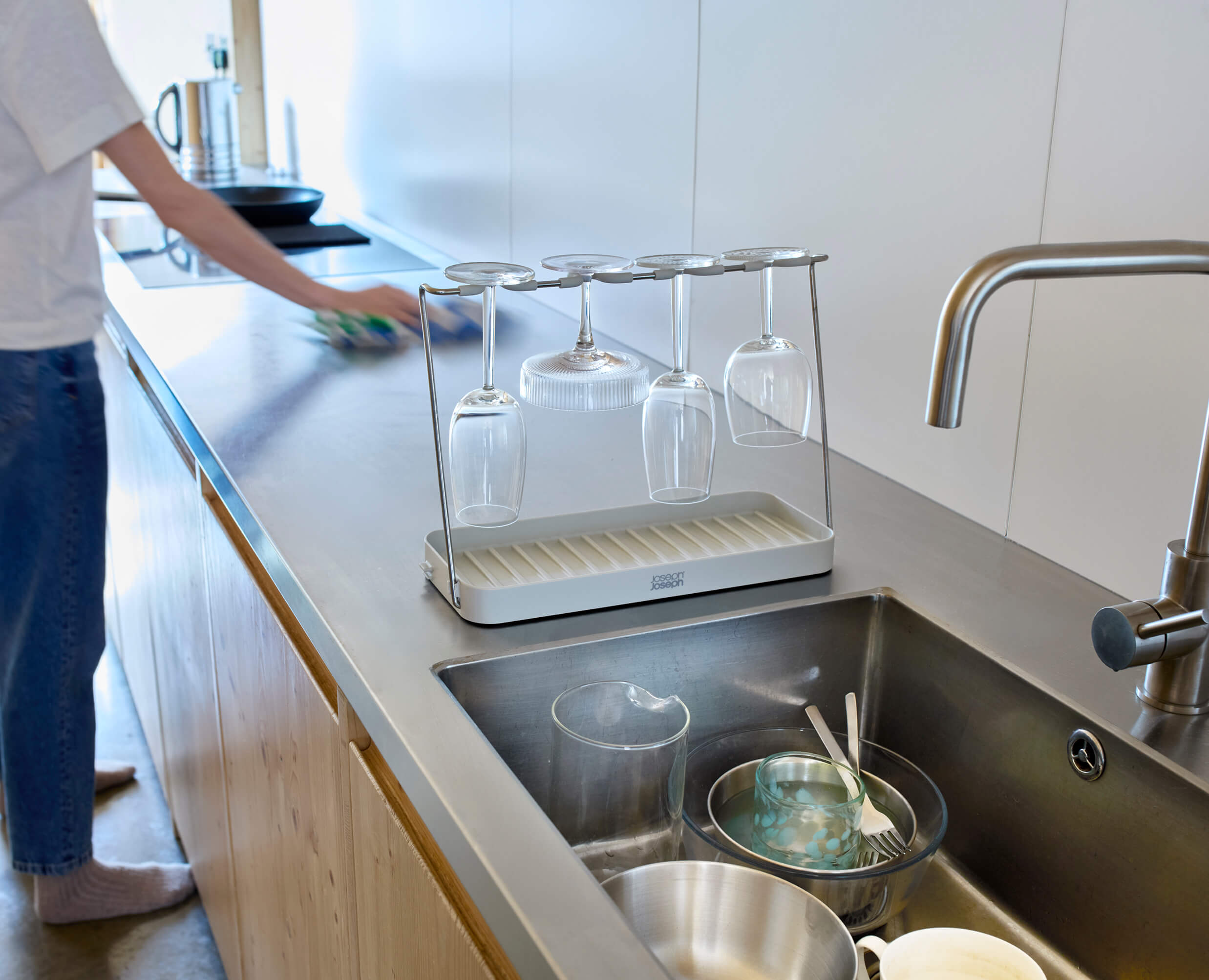 DrySmart™ Folding Wine Glass Drying Rack