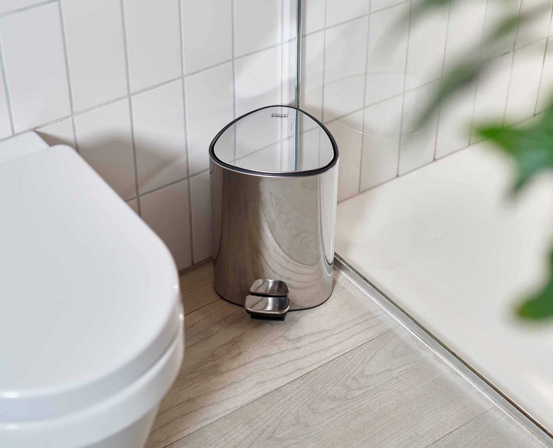 5L Stainless Steel Bathroom Pedal Bin | Joseph Joseph UK