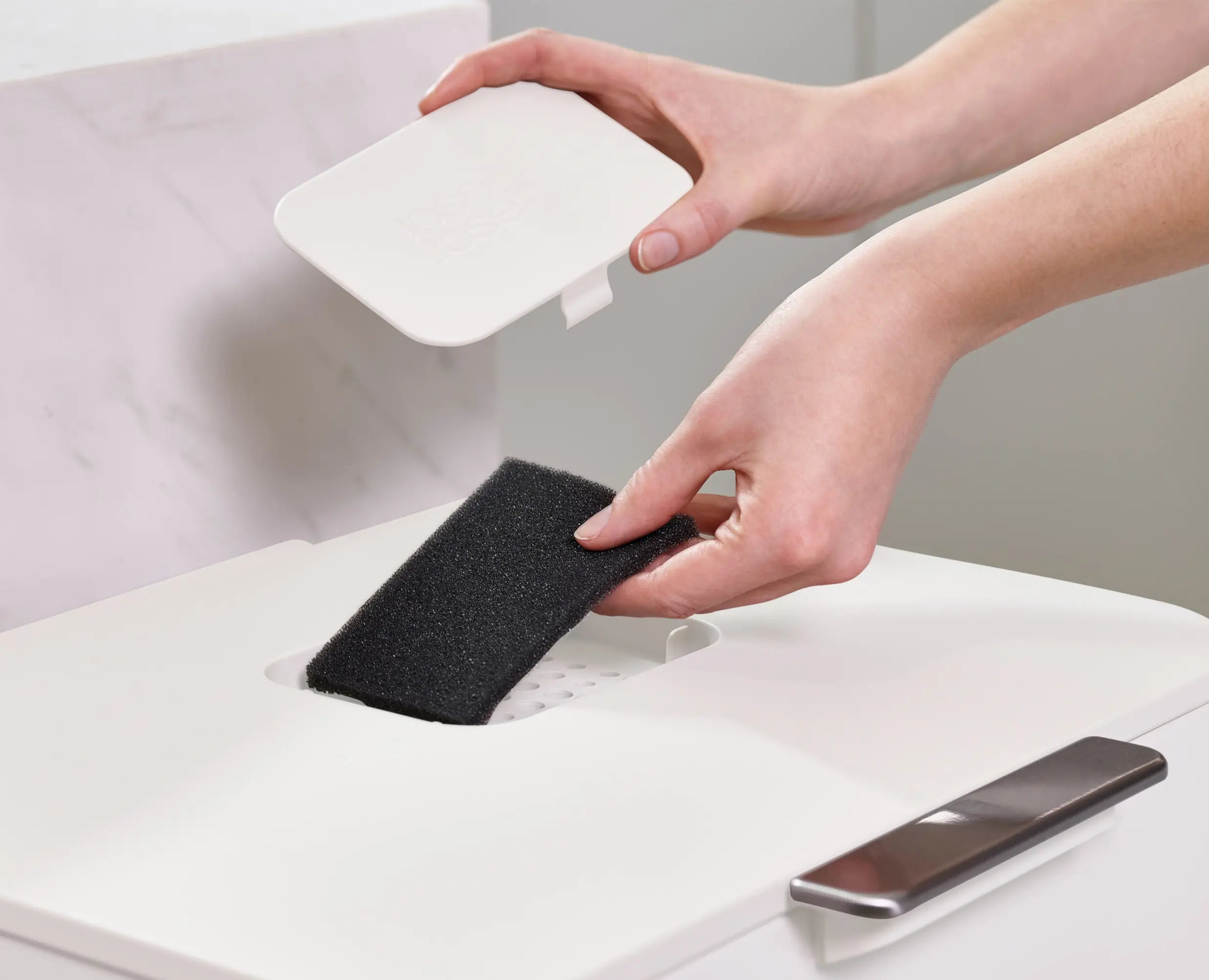 2 Replacement Odour Filters - 30005 - Image 3