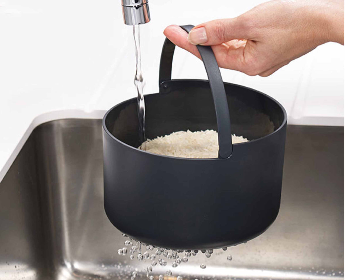 M-Cuisine™ Microwave Rice Cooker | Joseph Joseph UK