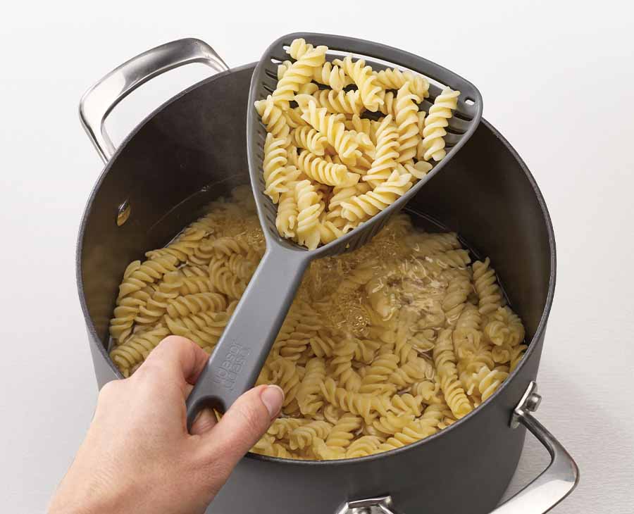 DUO Spoon Colander Joseph Joseph